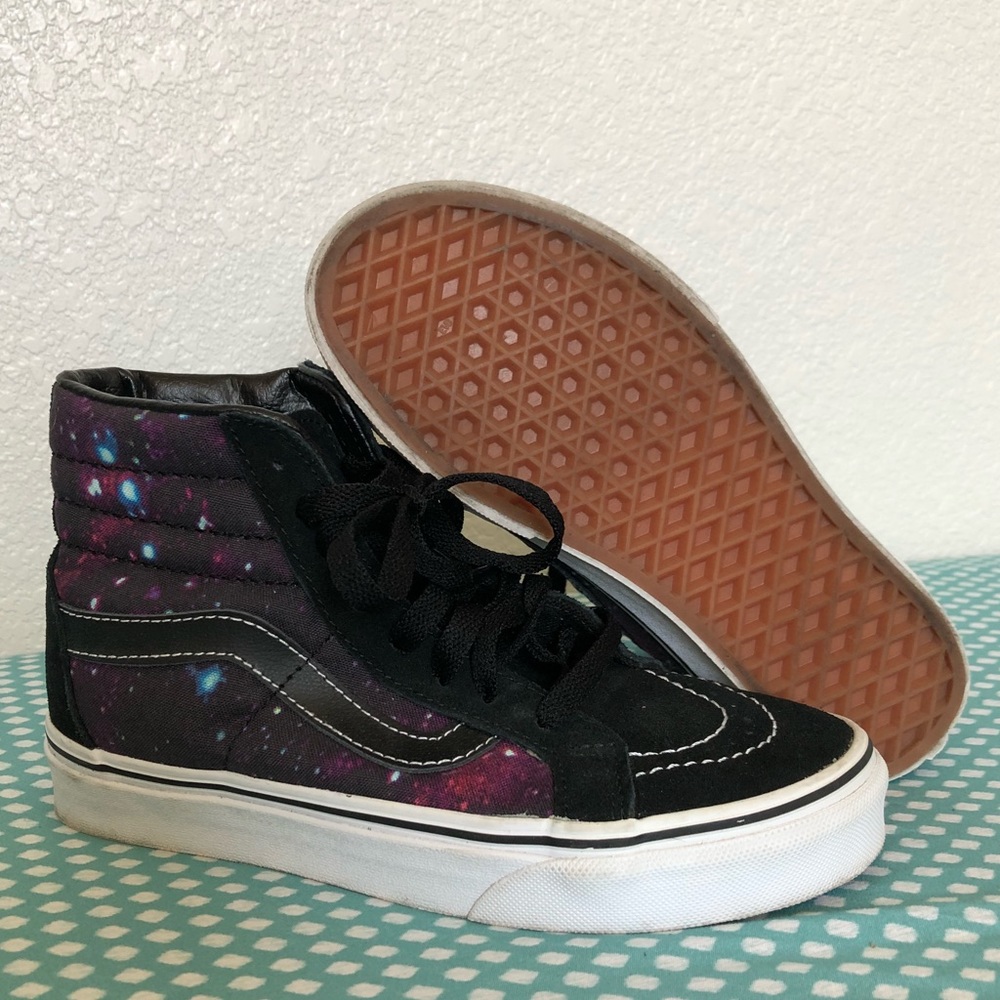 Galaxy Sk8-HI Vans women’s 5